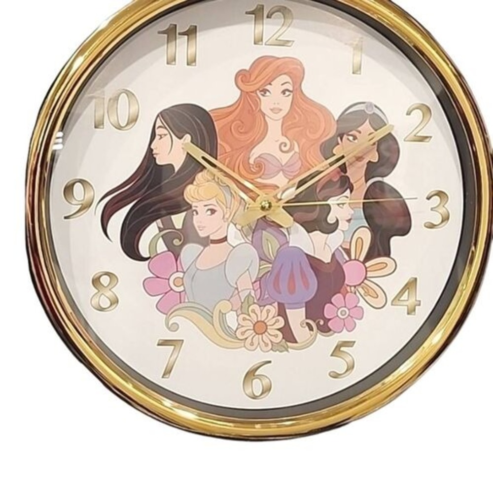Disney Princess Amalog Wall Clock